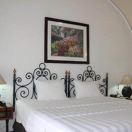 Hotel Concierge Plaza Колима Экстерьер фото