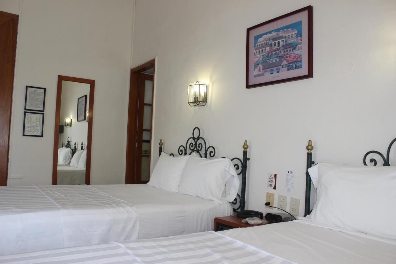 Hotel Concierge Plaza Колима Экстерьер фото
